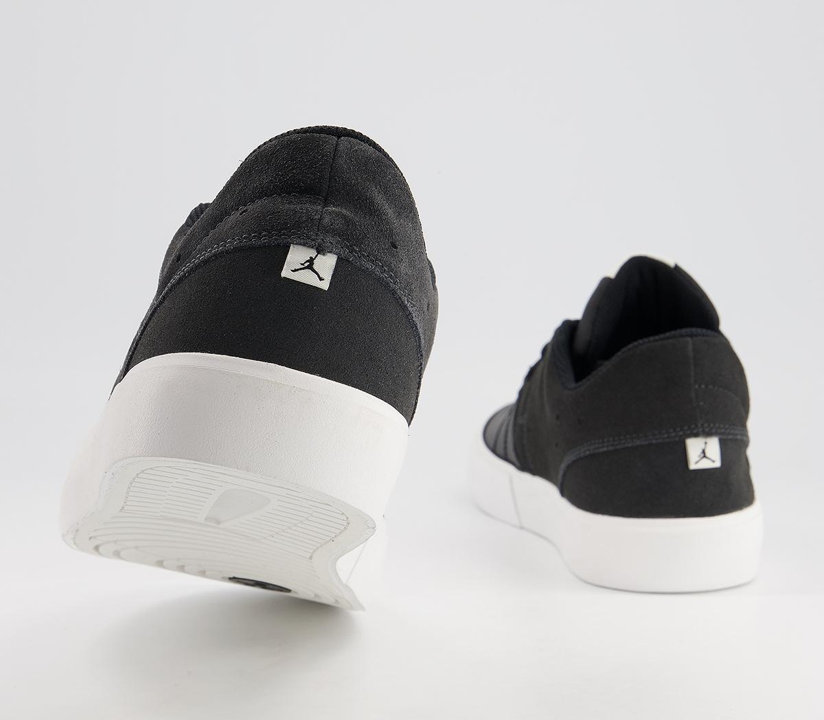 Nike Jordan Series .01 Trainers Nike Jordan Series .01 Trainers Dear Mike