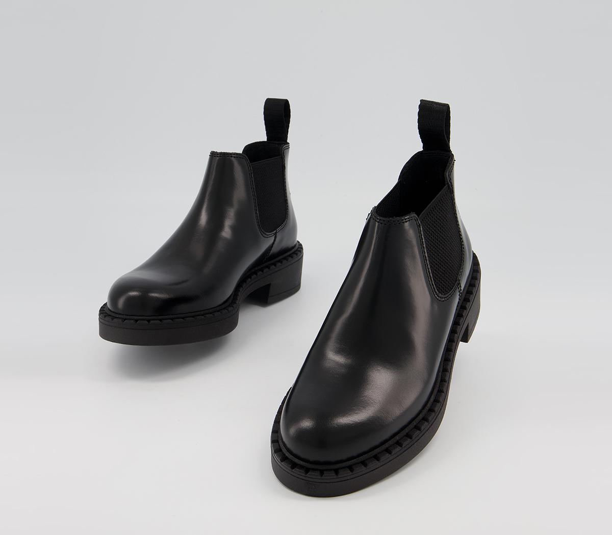 G.H Bass & Co Albany II Ankle Gore Boots G.H Bass & Co Albany II Ankle Gore Boots Black Leather