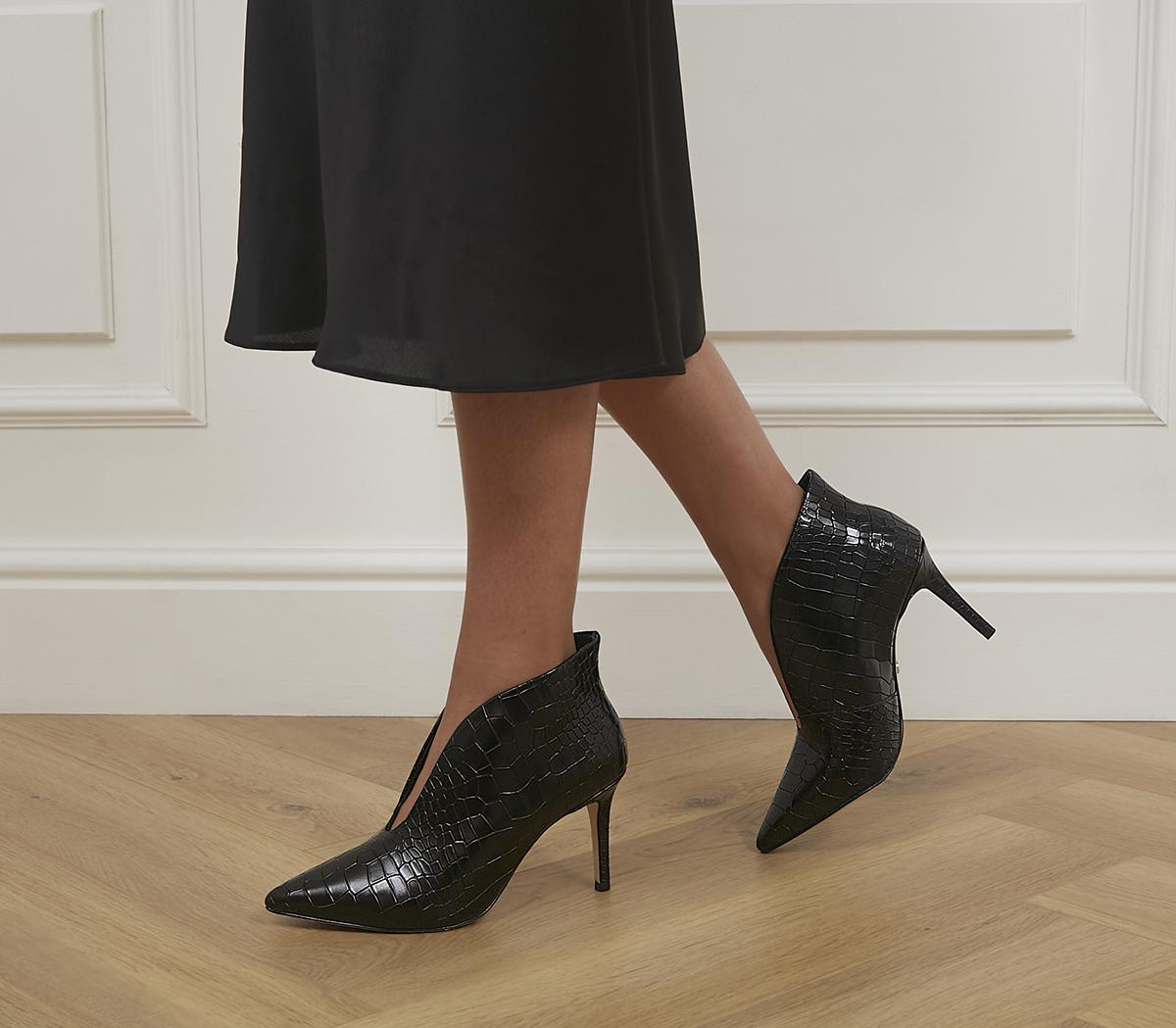 Mariette Pointed Shoe Boots