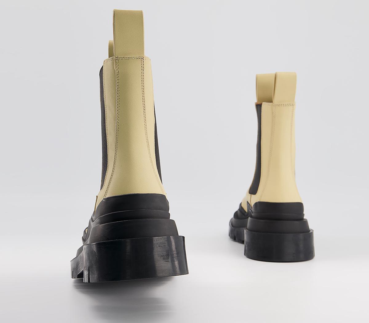 Alias Mae Pixie Chelsea Boots Alias Mae Pixie Chelsea Boots Butter