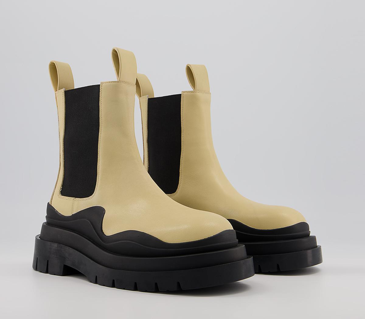 Alias Mae Pixie Chelsea Boots Alias Mae Pixie Chelsea Boots Butter