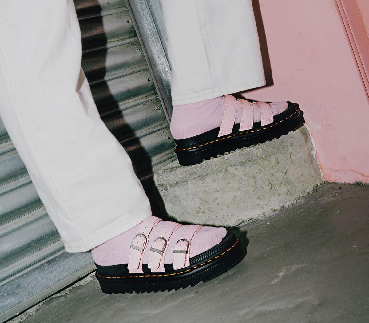 Dr martens store blaire sandal pink