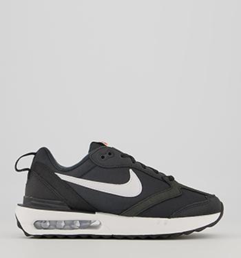 nike trainers sale black