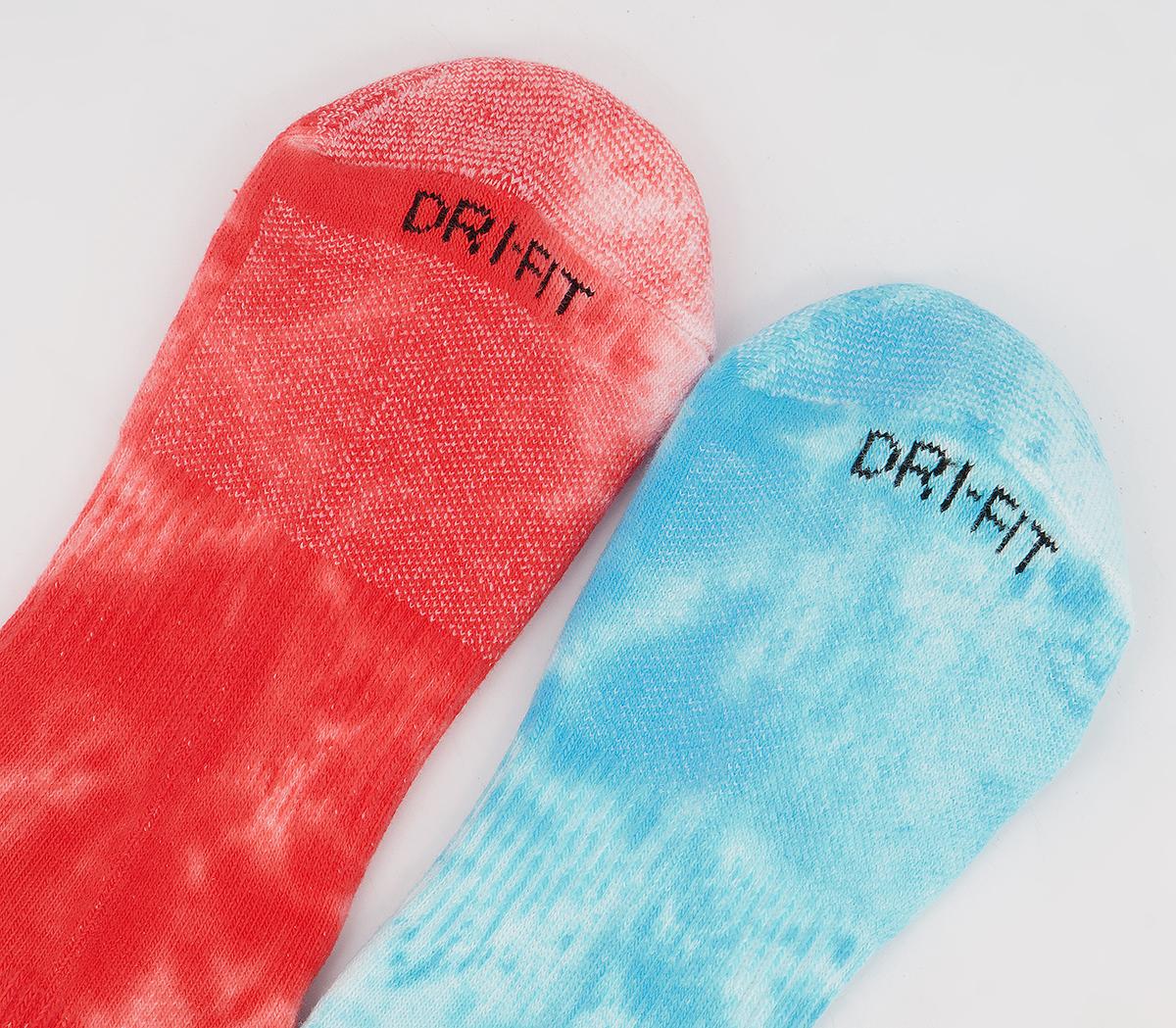 Nike Everyday Plush Crew Tie-Dye Socks 2 Pack Nike Everyday Plush Crew Tie-Dye Socks 2 Pack Blue Multi