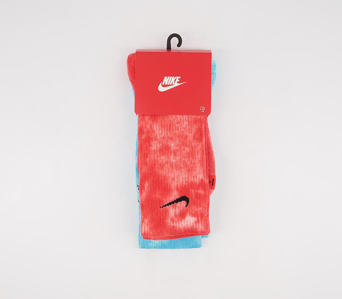 NikeEveryday Plush Crew Tie-Dye Socks 2 Pack NikeEveryday Plush Crew Tie-Dye Socks 2 PackBlue Multi
