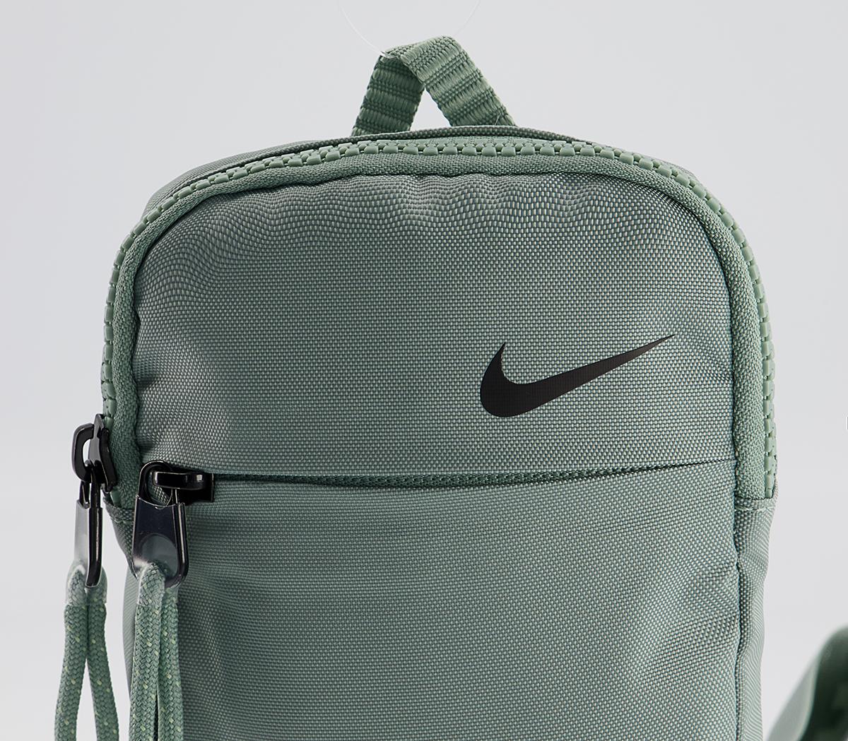 Nike Hip Pack Small Nike Hip Pack Small Jade Smoke Honeydew Black