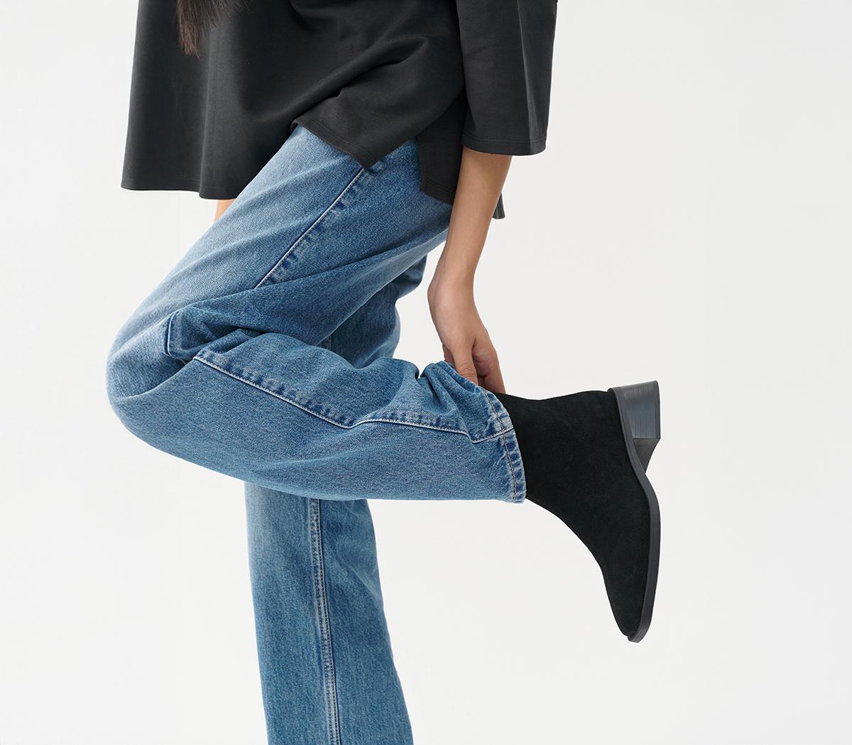 Vagabond ShoemakersBlanca Ankle BootsBlack Suede