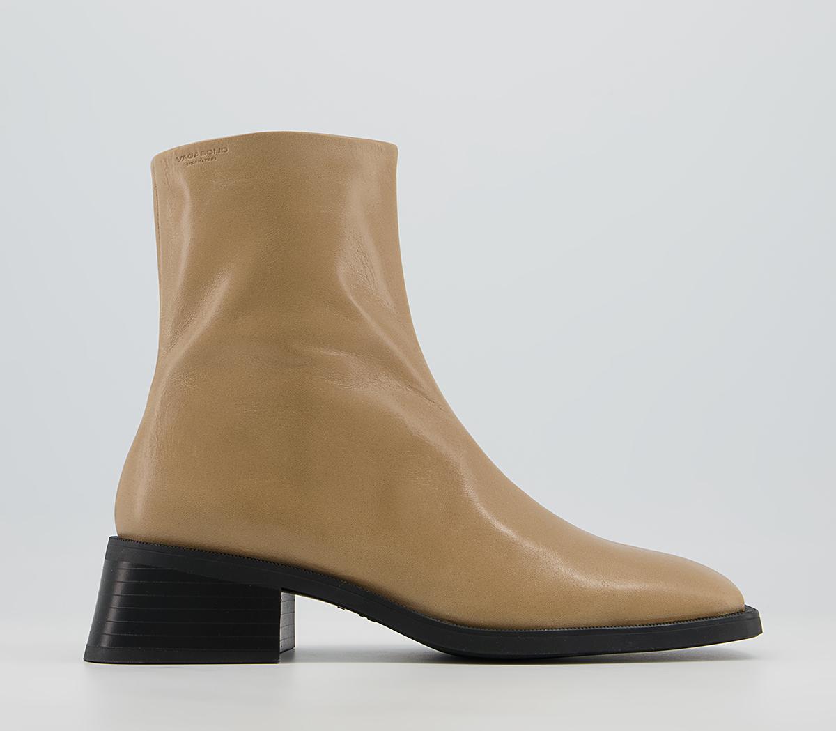 Vagabond ShoemakersBlanca Ankle BootsLark