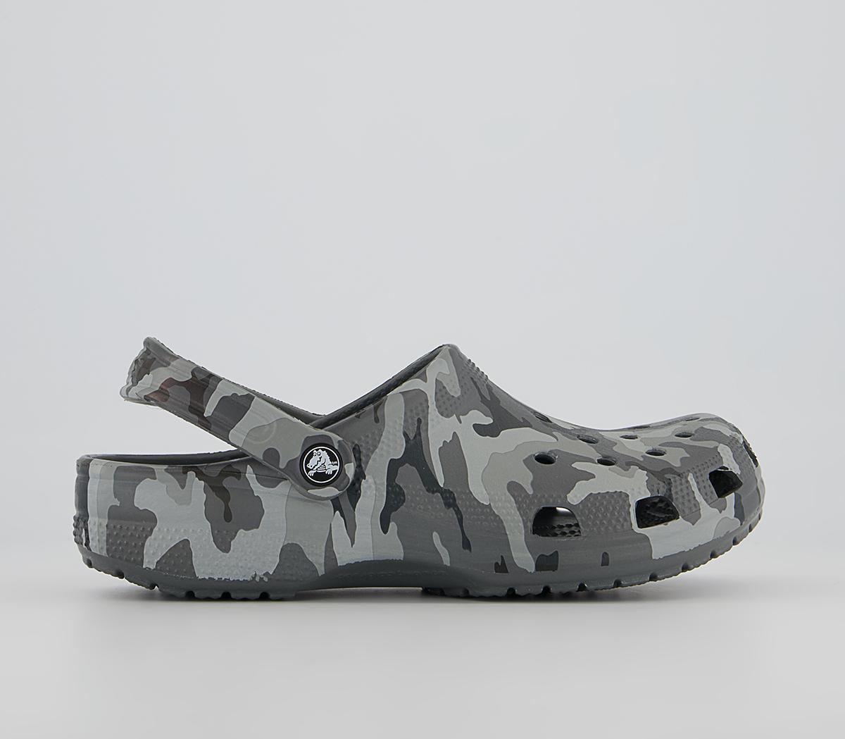 Camo crocs 2024 for men