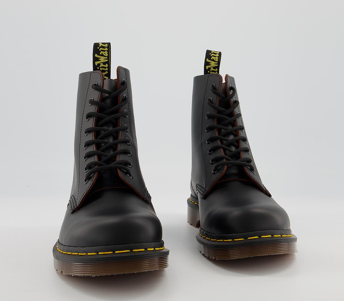 Dr. Martens Vintage 1460 8 Eye Boots Dr. Martens Vintage 1460 8 Eye Boots Black Quilon