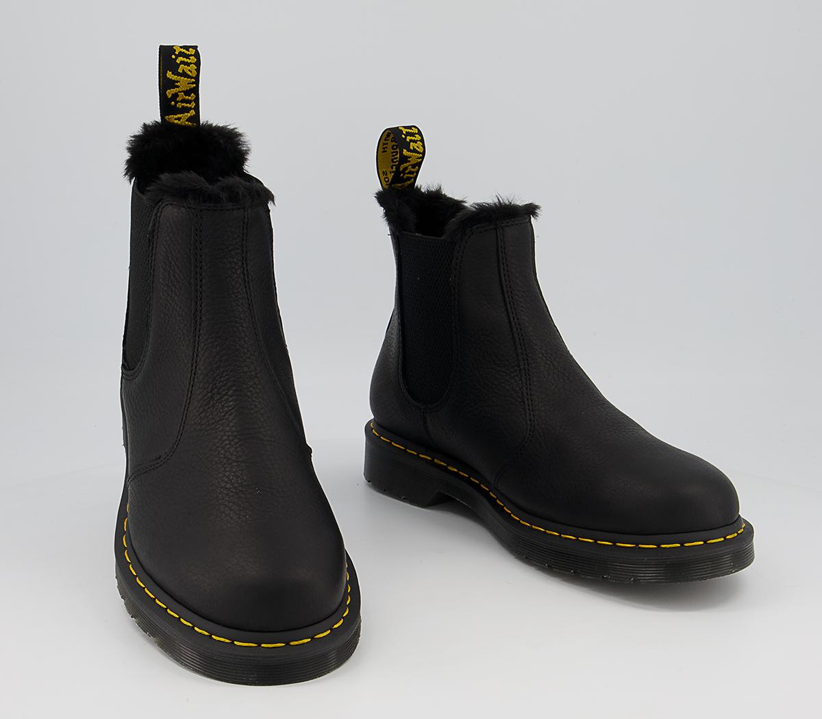 Dr. Martens 2976 Fur Lined Chelsea Boots M Dr. Martens 2976 Fur Lined Chelsea Boots M Black