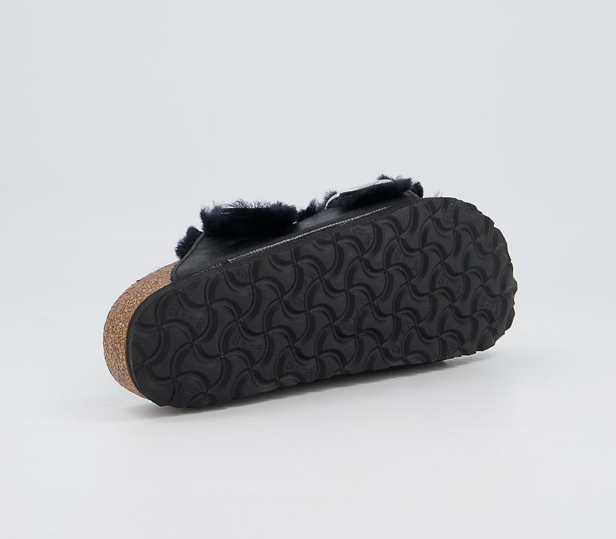 BIRKENSTOCK Arizona Big Buckle Shearling Sandals BIRKENSTOCK Arizona Big Buckle Shearling Sandals Black