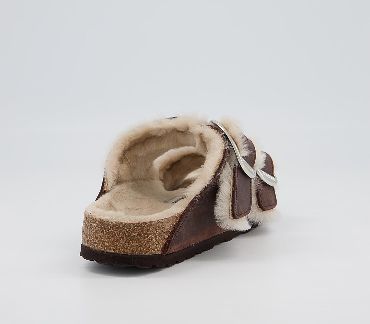 BIRKENSTOCK Arizona Big Buckle Shearling Sandals BIRKENSTOCK Arizona Big Buckle Shearling Sandals Brown
