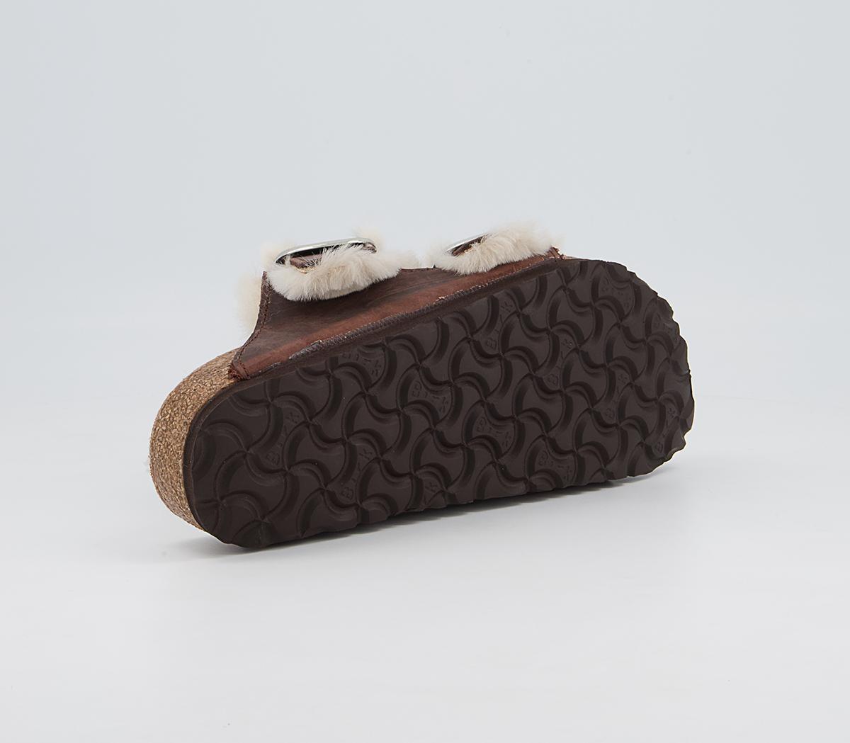 BIRKENSTOCK Arizona Big Buckle Shearling Sandals BIRKENSTOCK Arizona Big Buckle Shearling Sandals Brown