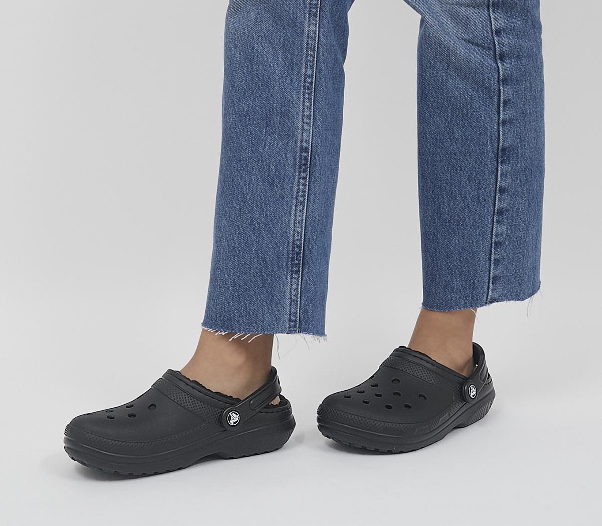 black lined crocs