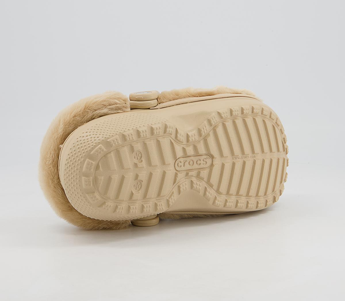 crocs with fluff