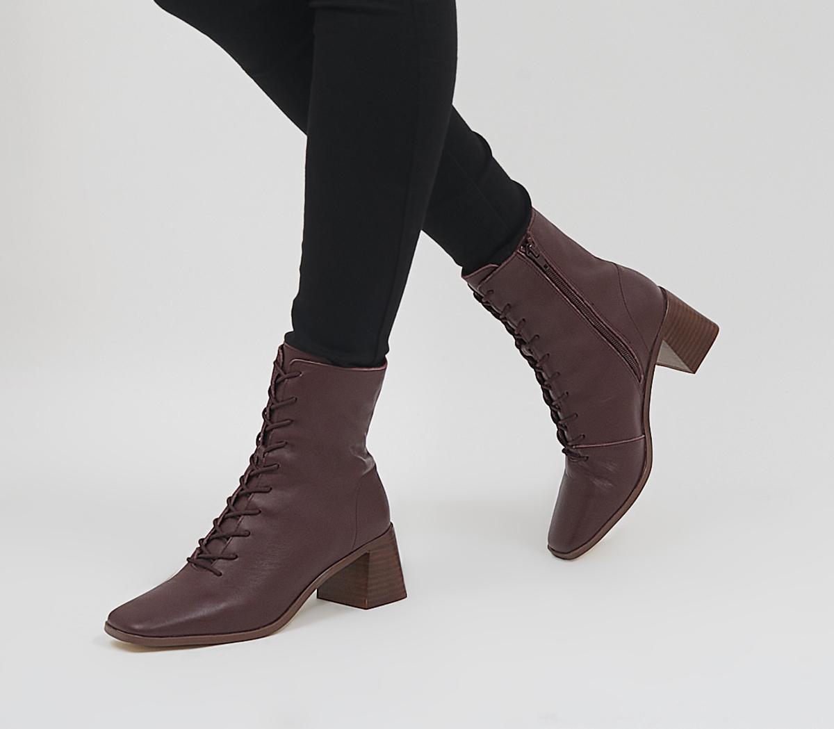 Caprice - Low Heel Ankle Boots Bordeaux - 25334, The Shoe Horn