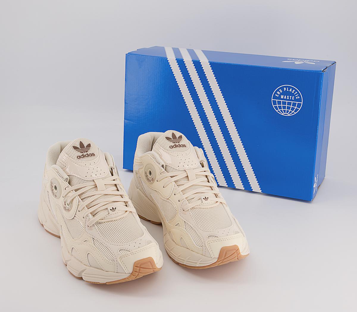adidasAstir Trainers adidasAstir TrainersWonder White Wonder White Gum