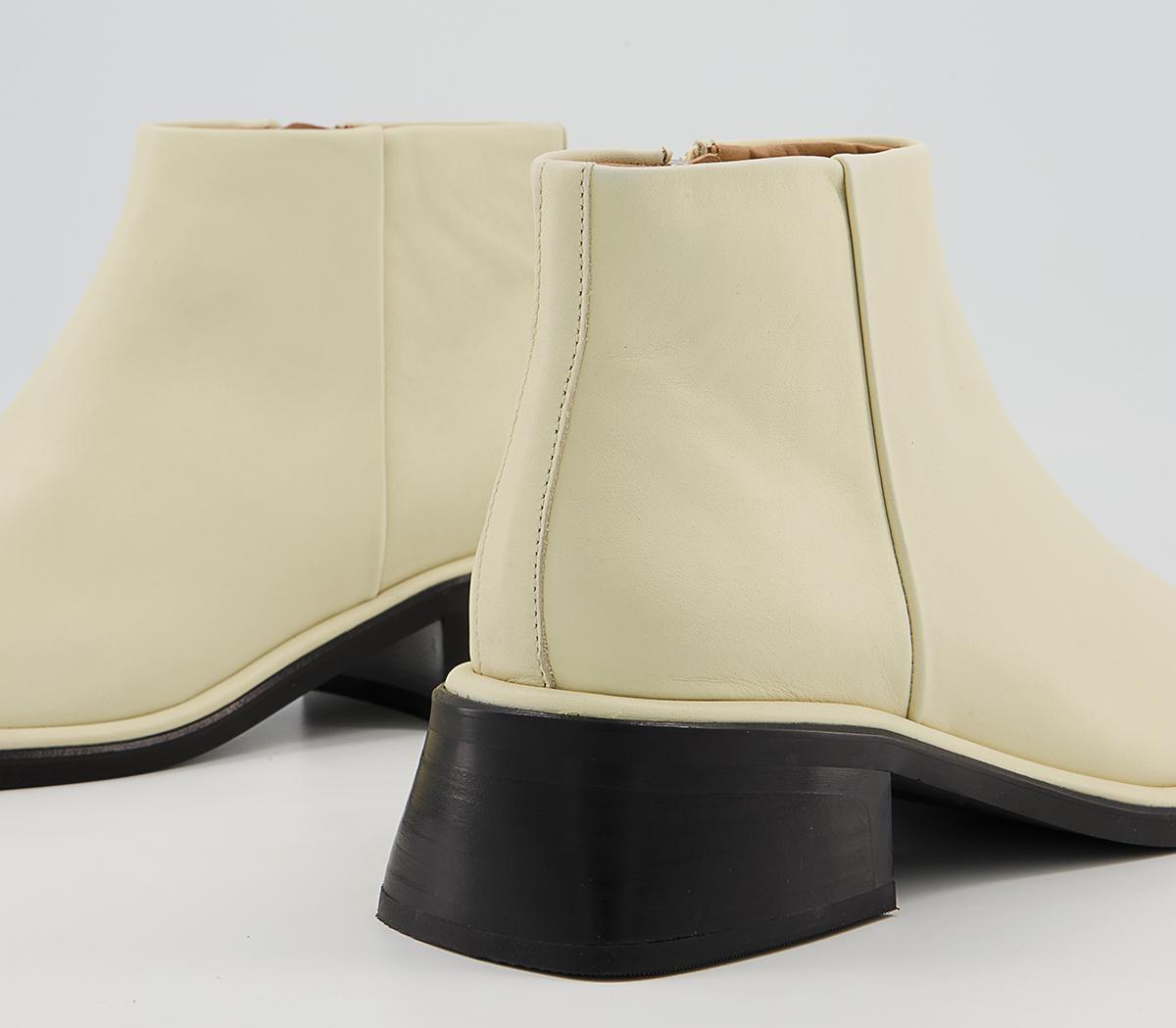 Atelier by Vagabond Neema Ankle Boots Atelier by Vagabond Neema Ankle Boots Vanilla