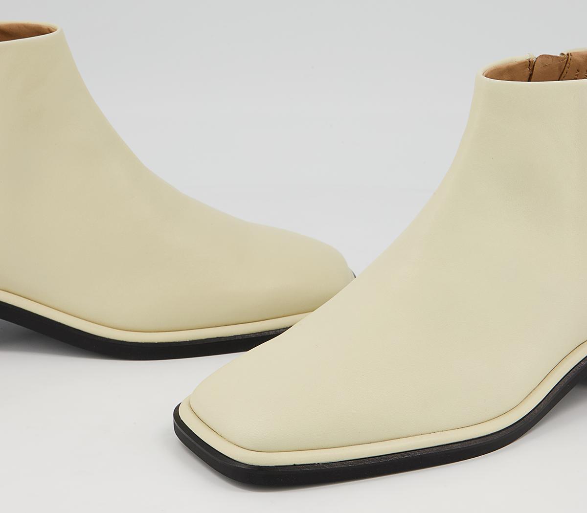 Atelier by Vagabond Neema Ankle Boots Atelier by Vagabond Neema Ankle Boots Vanilla