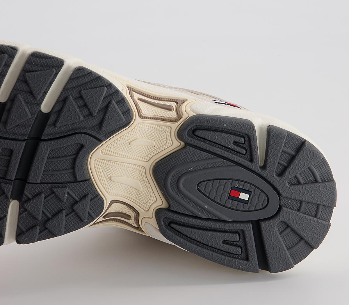 Tommy Hilfiger Archive Varisty Runner Trainers Tommy Hilfiger Archive Varisty Runner Trainers Stony Beige