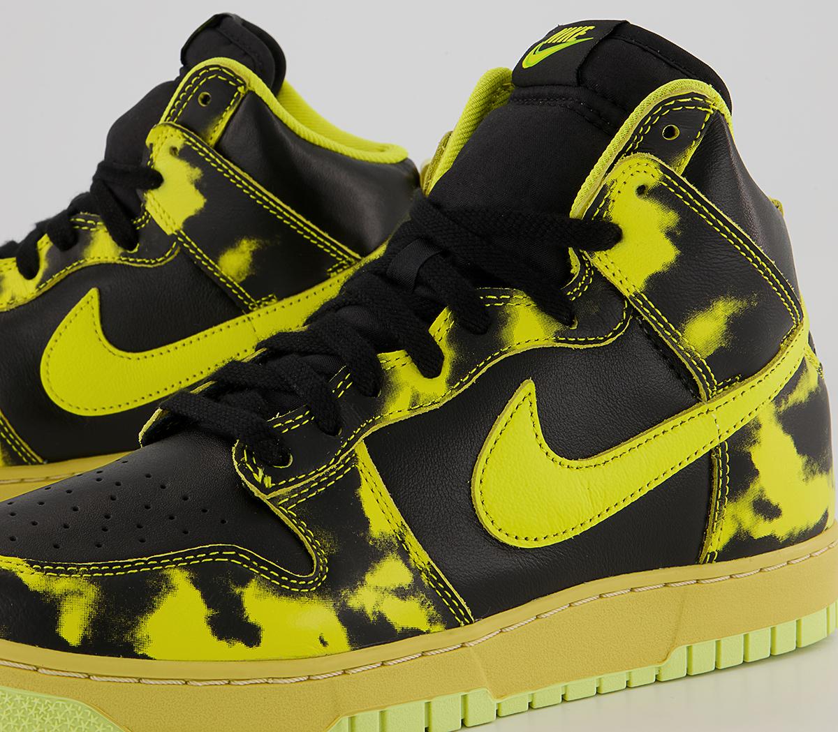 Nike Dunk Hi 1985 Trainers Nike Dunk Hi 1985 Trainers Black Yellow Strike Saturn Gold