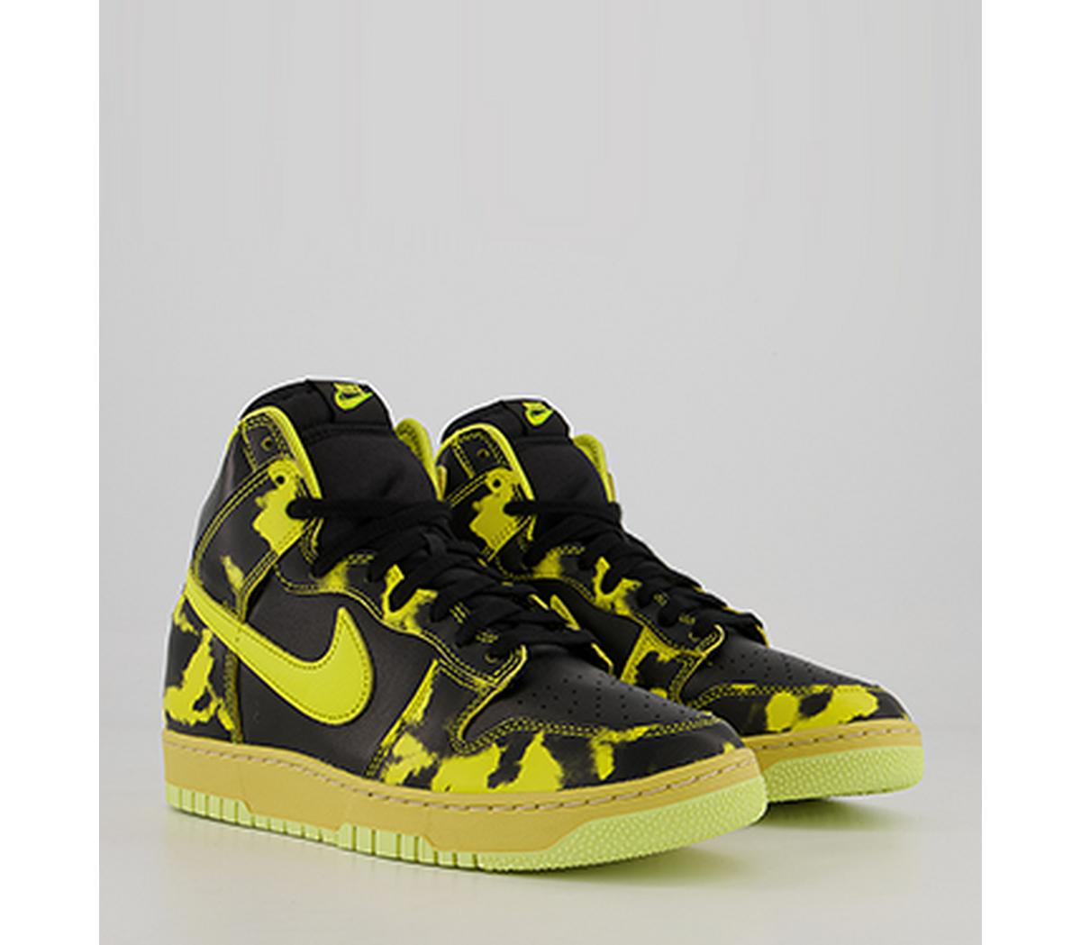Nike Dunk Hi 1985 Trainers Nike Dunk Hi 1985 Trainers Black Yellow Strike Saturn Gold