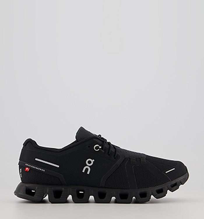On Running Cloud 5 Trainers All Black