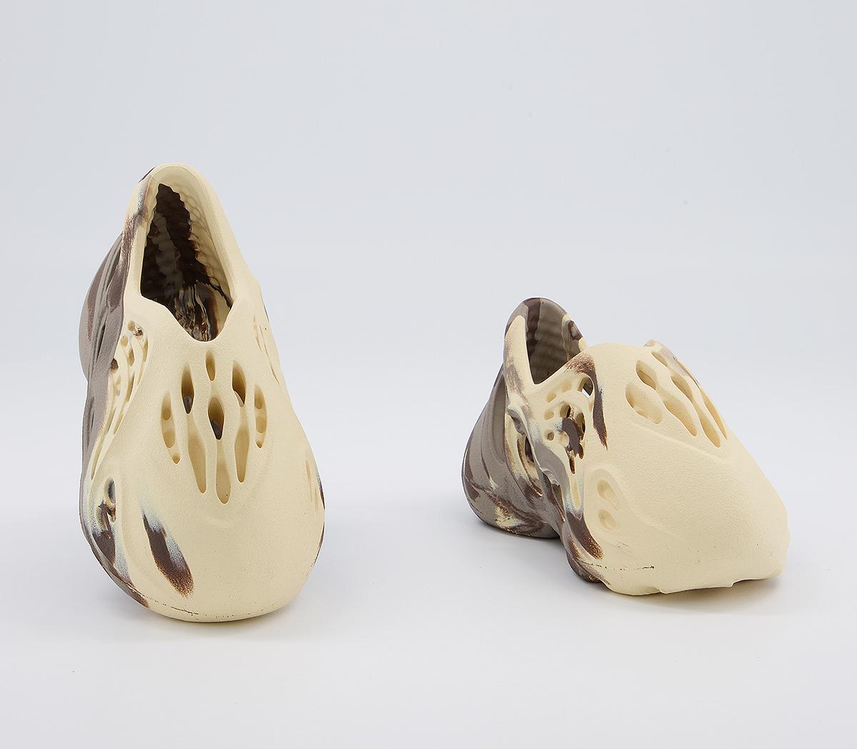 yeezy foam runner offspring