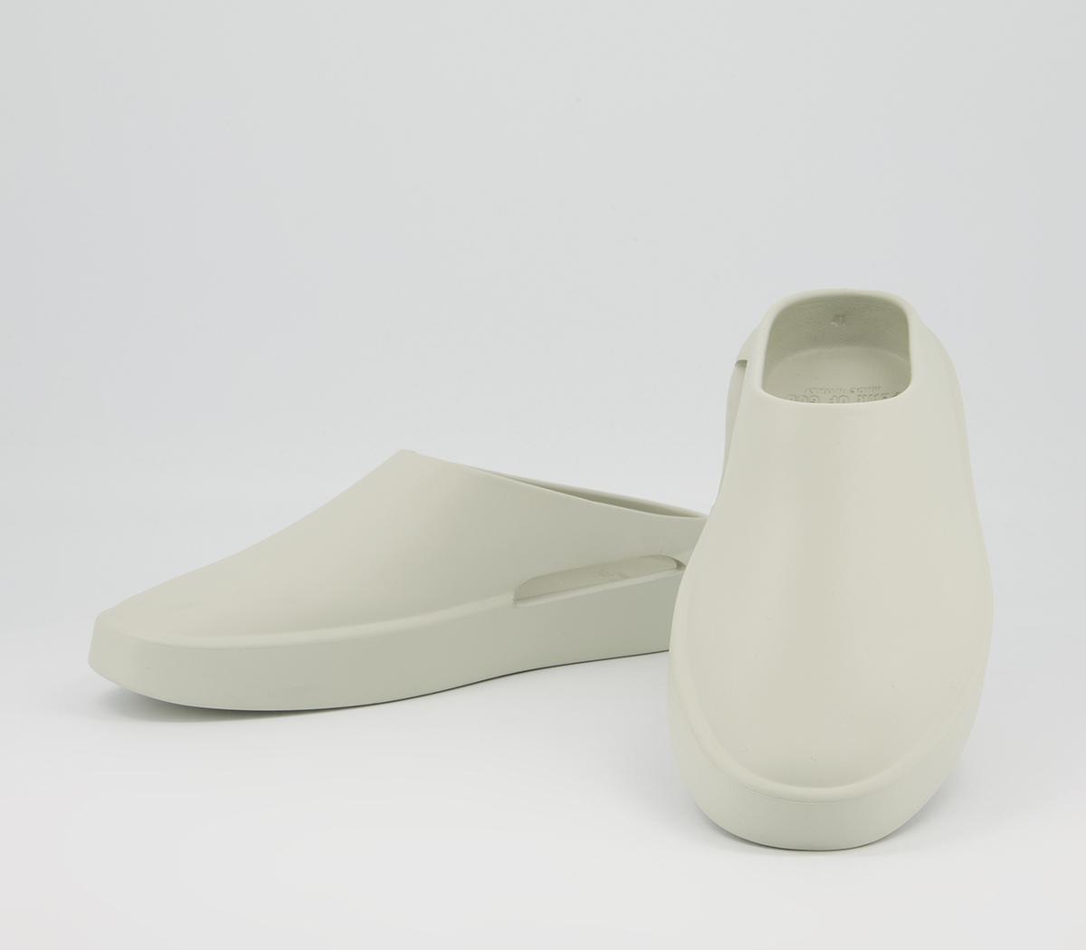 Fear of God The California Slip On Shoes Fear of God The California Slip On Shoes Cement