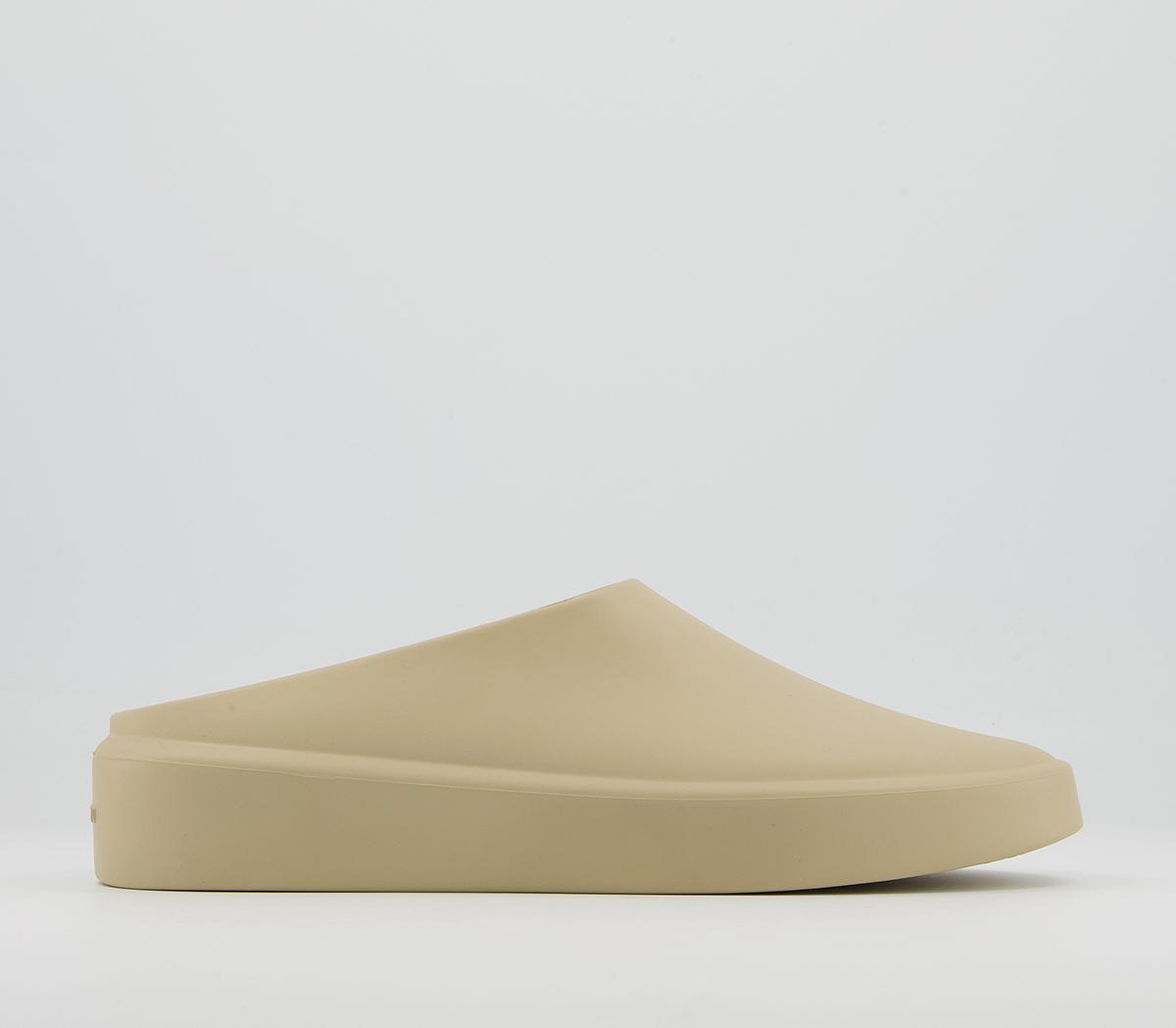 Fear of GodThe California Slip On Shoes Fear of GodThe California Slip On ShoesAlmond