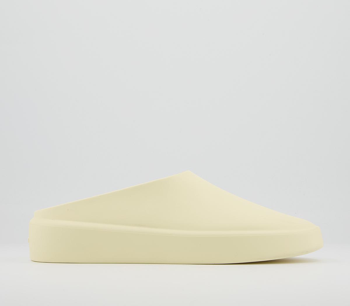 Fear of GodThe California Slip On Shoes Fear of GodThe California Slip On ShoesCream