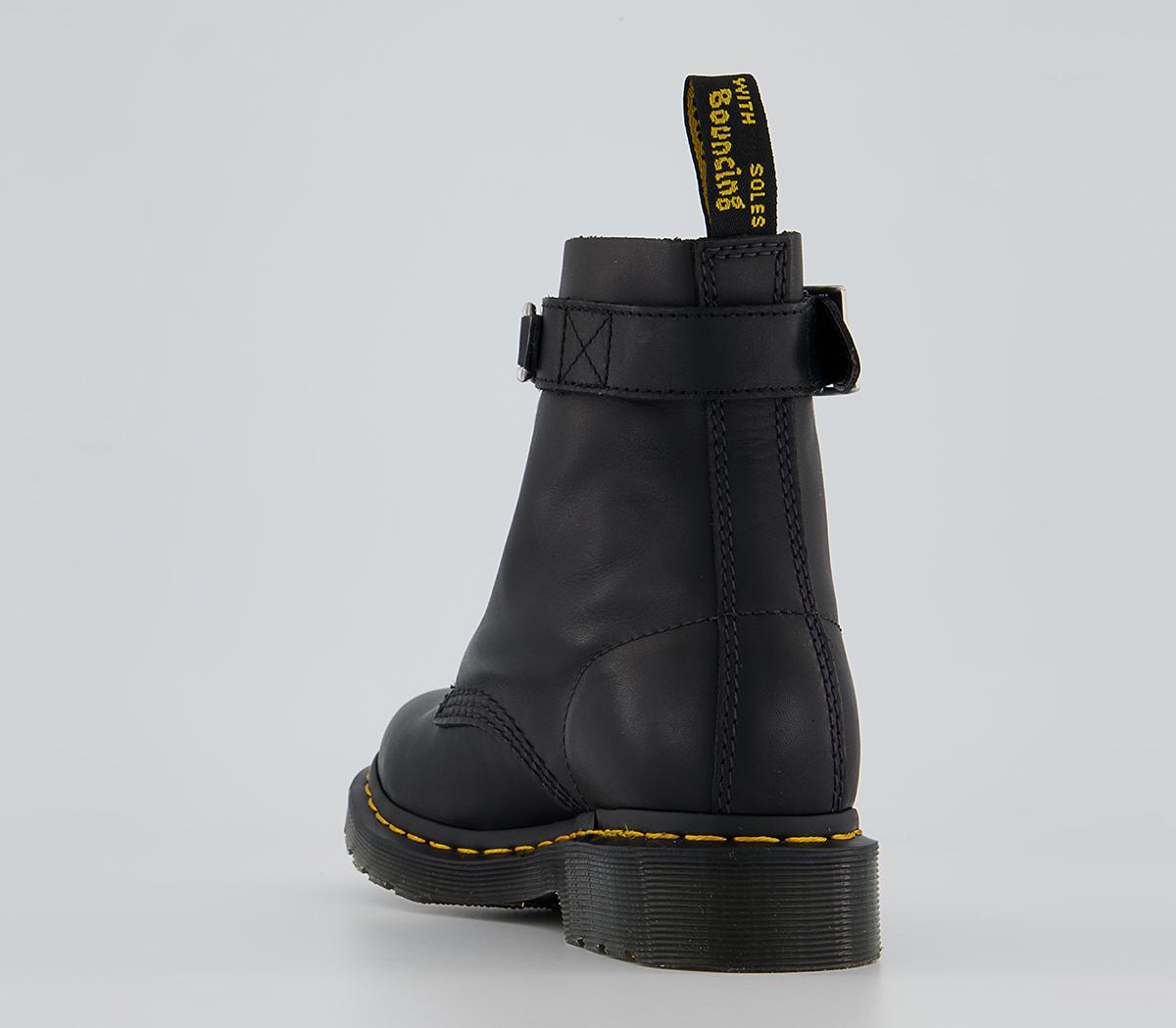Dr. Martens 1460 Pascal Chain Boots Dr. Martens 1460 Pascal Chain Boots Black Sendal