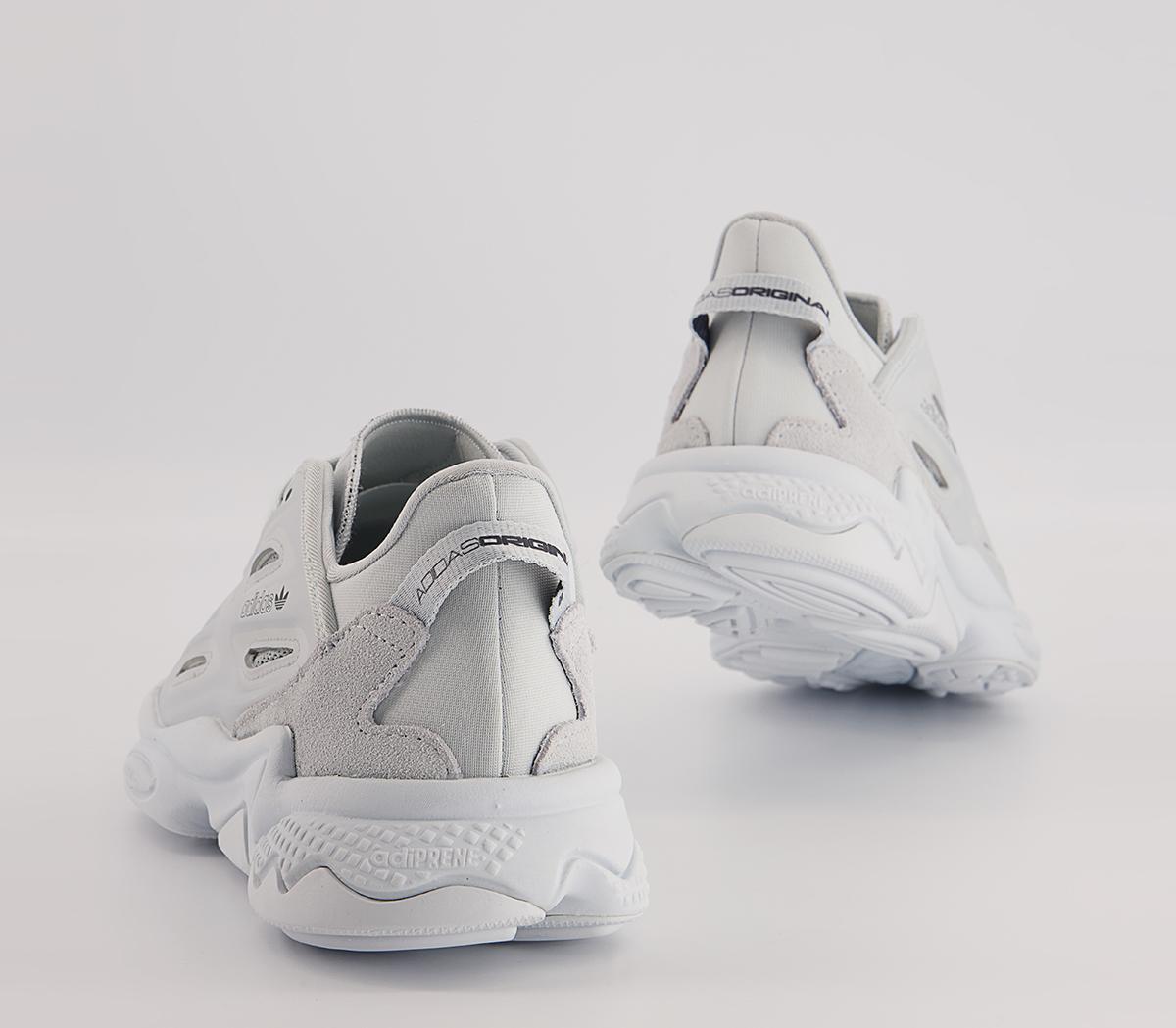 adidasOzweego Celox Junior Trainers adidasOzweego Celox Junior TrainersBlue Tint