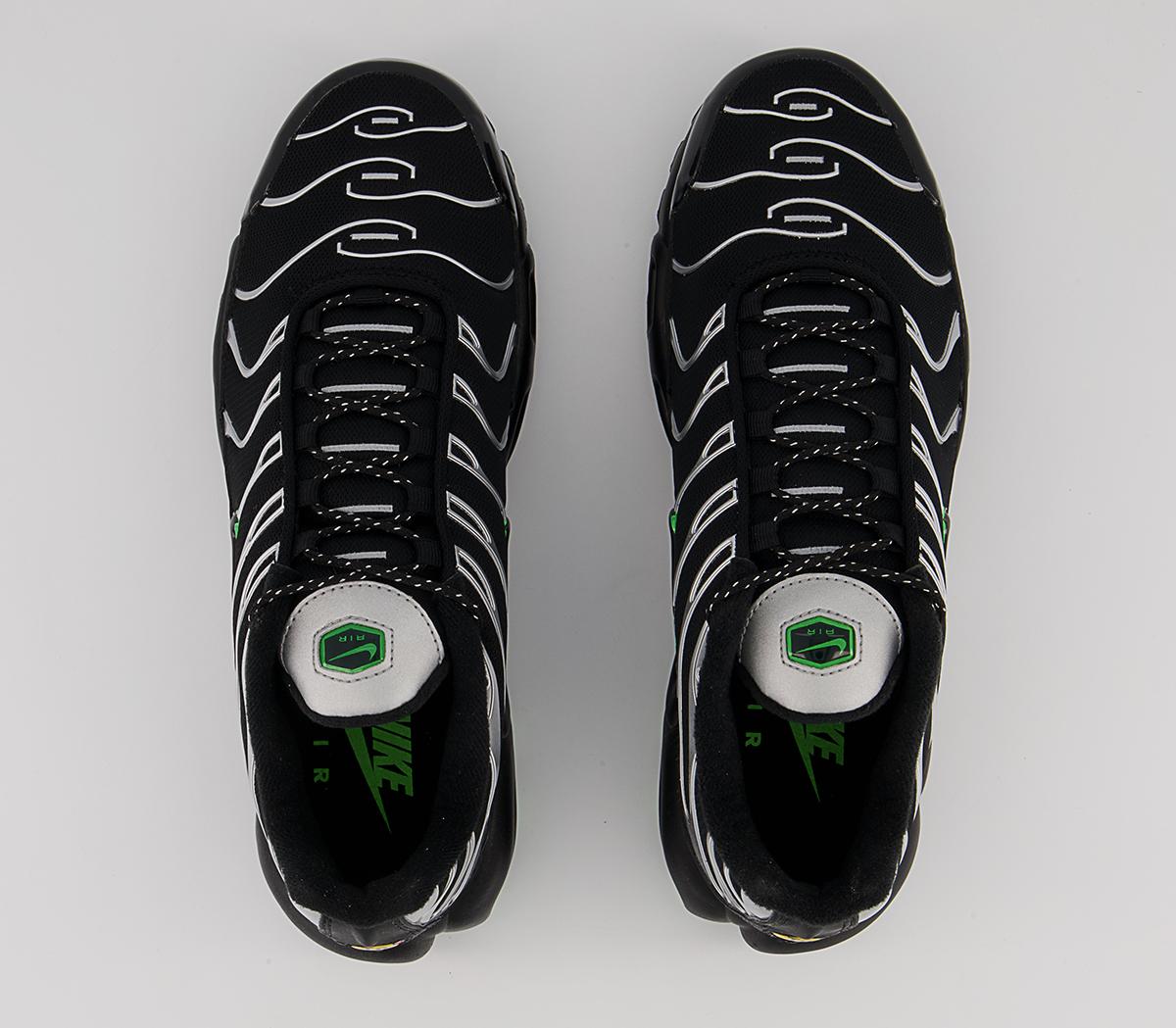 Nike Air Max Plus Trainers Nike Air Max Plus Trainers Black Black Green Strike Metallic Silver