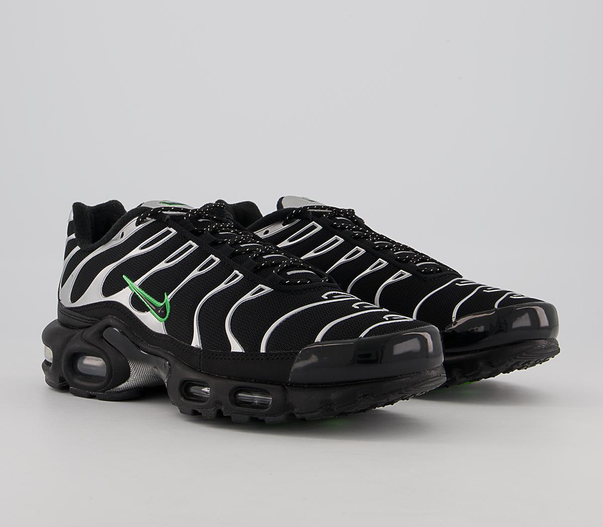 Nike Air Max Plus Trainers Nike Air Max Plus Trainers Black Black Green Strike Metallic Silver