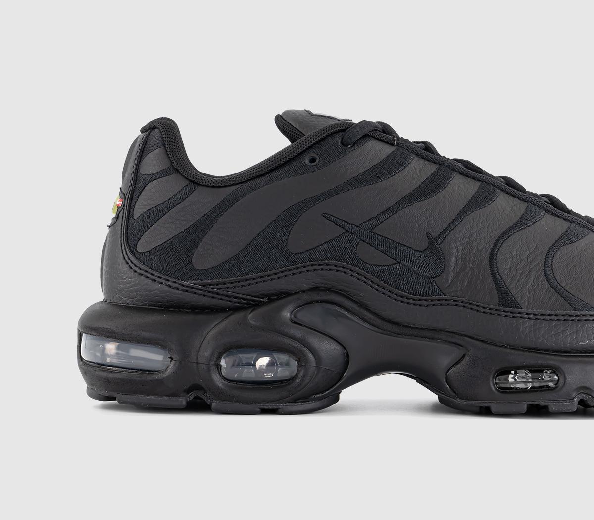 nike air max plus all black mens