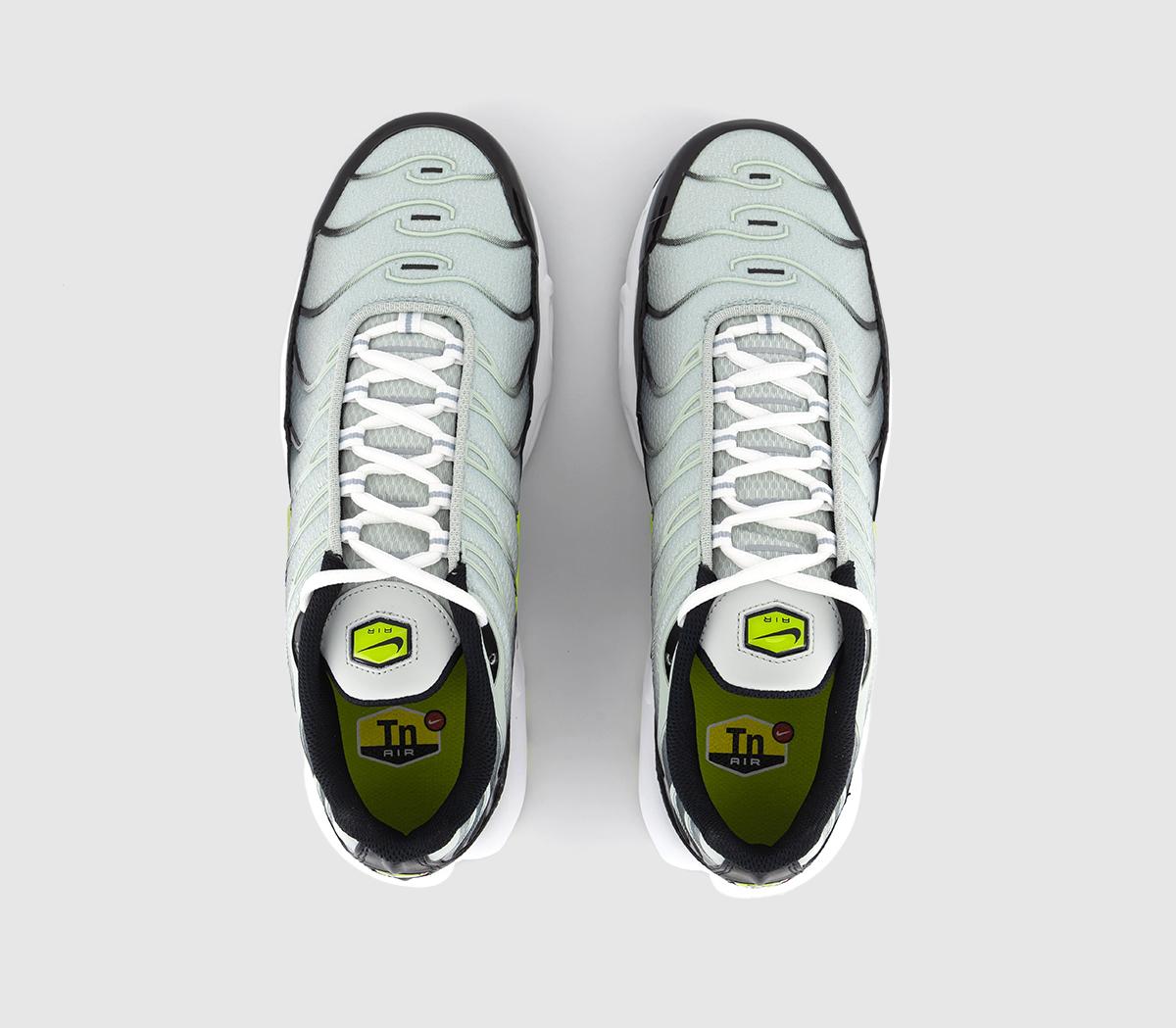 Nike Air Max Plus Trainers Black Bright Cactus Light Silver