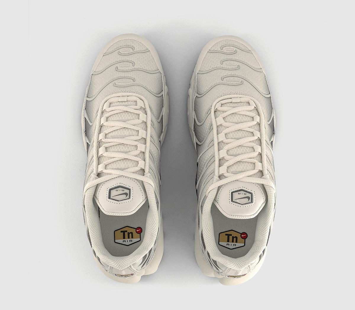 NikeAir Max Plus Trainers Light Orewood Brown Black Soft Pearl