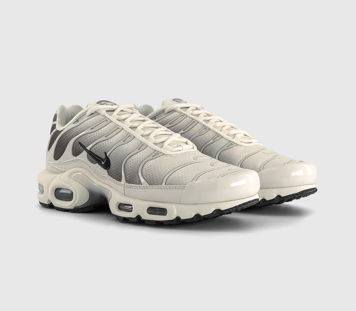 NikeAir Max Plus Trainers Light Orewood Brown Black Soft Pearl