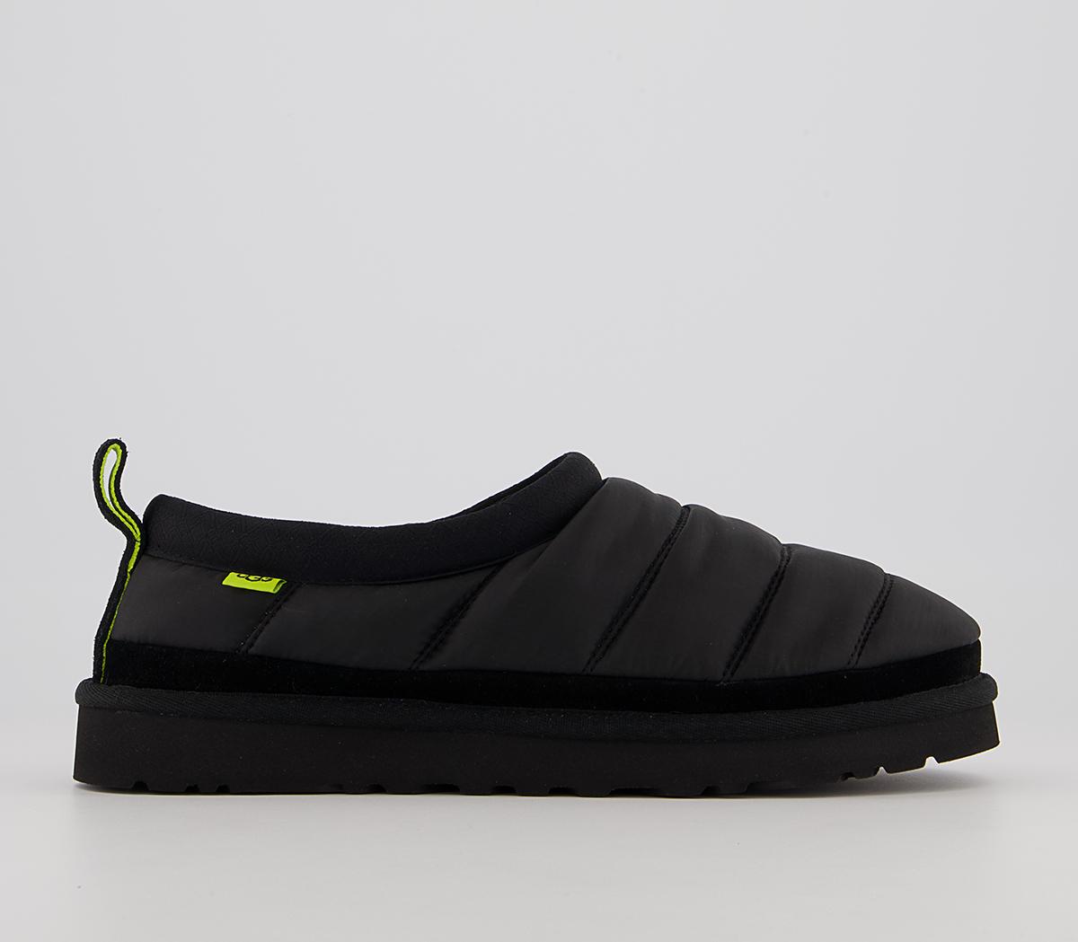 UGGTasman Puft Slippers UGGTasman Puft SlippersBlack