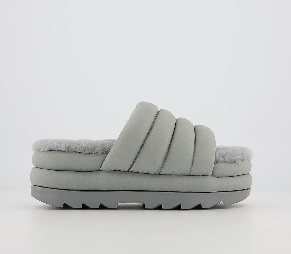 Ugg on sale logo slides