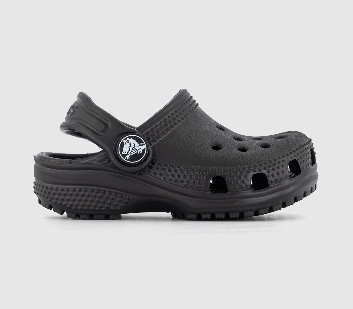 crocs for men myntra