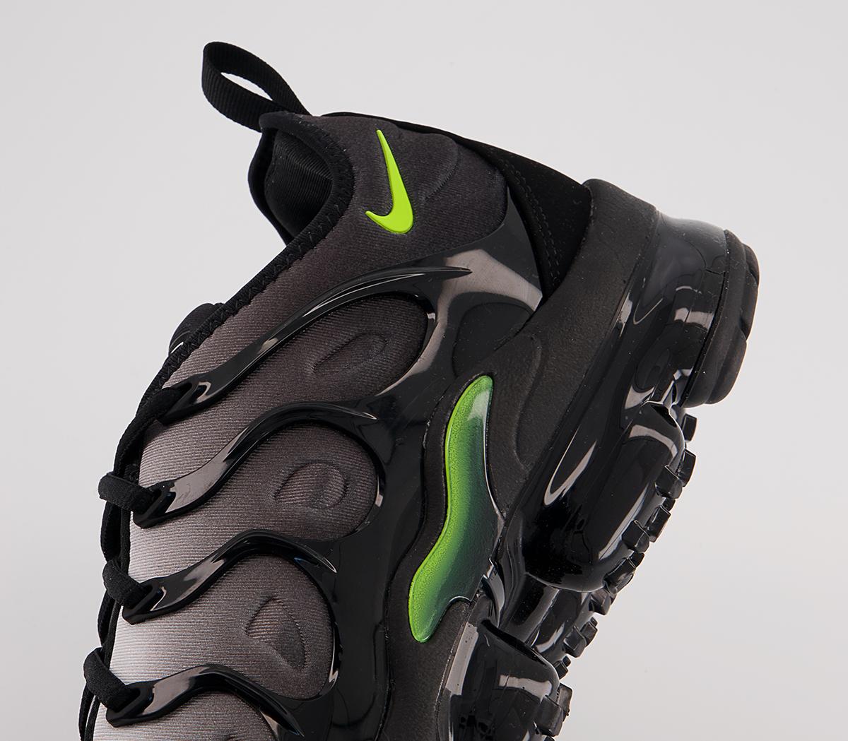 Nike Air Vapormax Plus Trainers Nike Air Vapormax Plus Trainers Black Volt White
