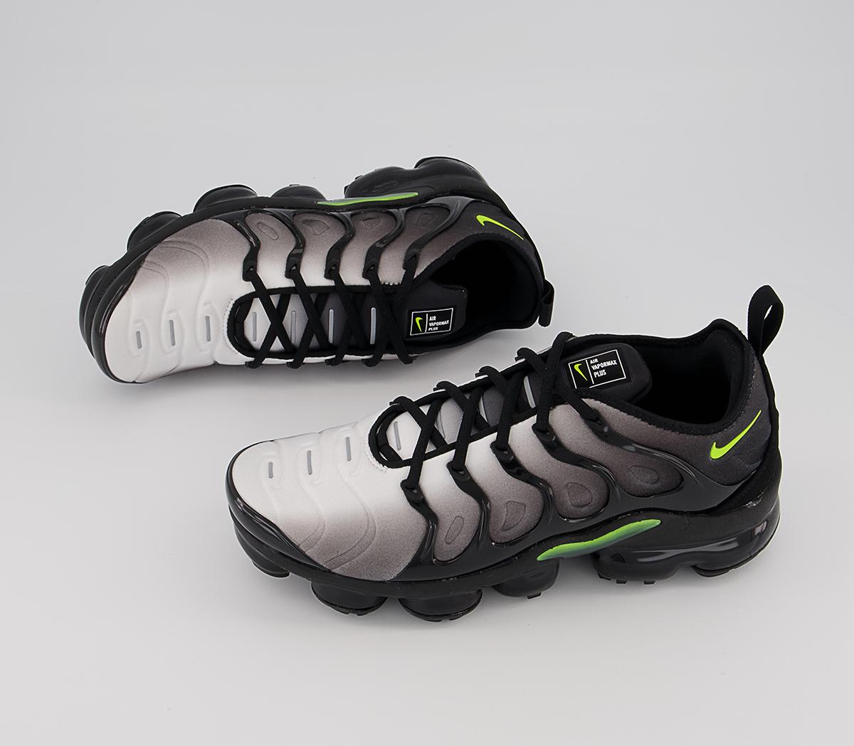 Nike Air Vapormax Plus Trainers Nike Air Vapormax Plus Trainers Black Volt White