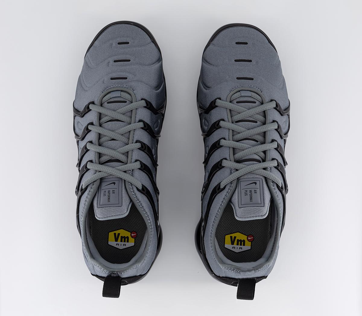 vapormax trainers size 5