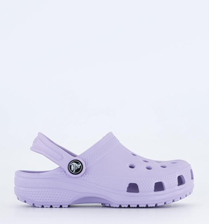 Light purple 2024 crocs with fur