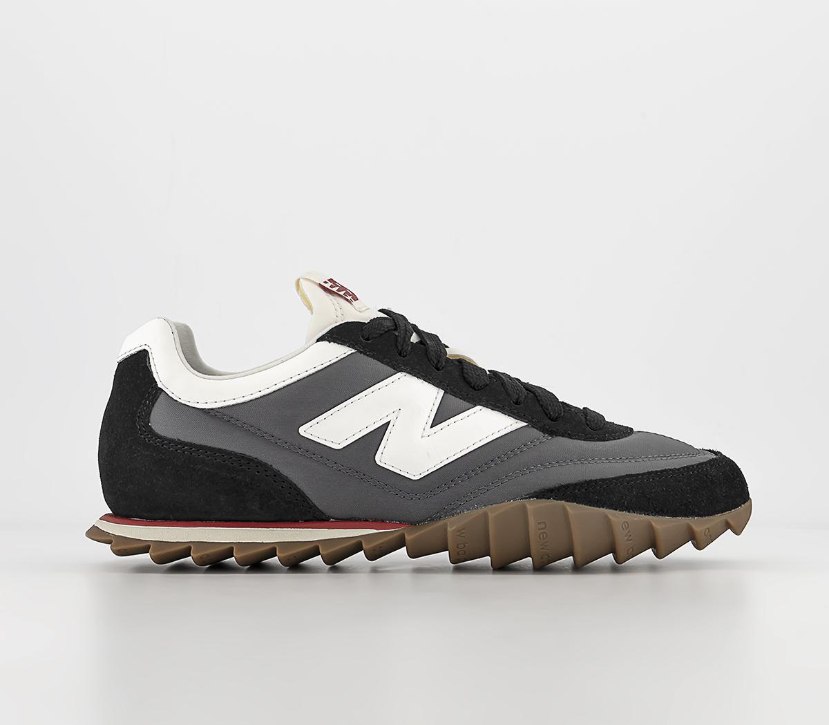 New balance 410 trainers on sale black