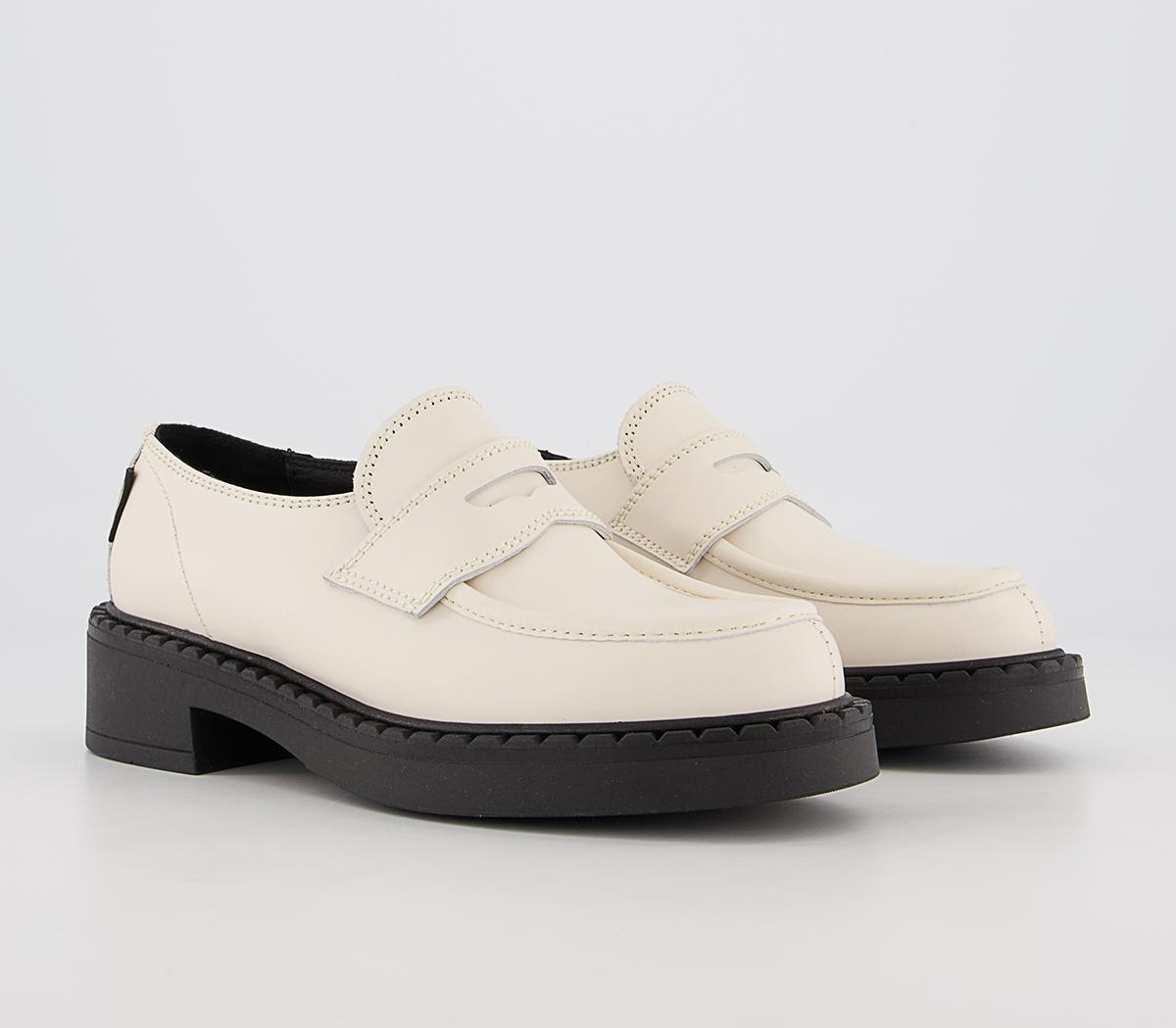 G.H Bass & Co Albany II Saddle Loafers G.H Bass & Co Albany II Saddle Loafers White Leather W Black