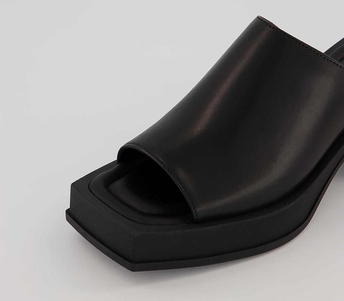 Vagabond ShoemakersHennie MulesBlack